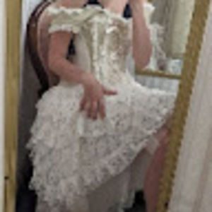 Meet your Posher, Kay